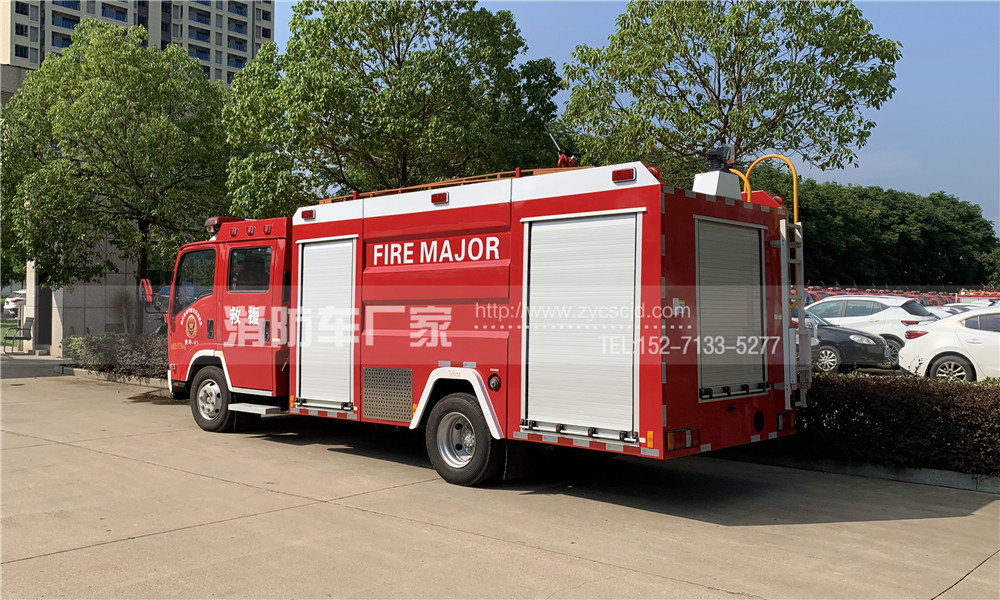 五十鈴3.5噸水罐消防車(chē) 五十鈴3.5噸水罐消防車(chē)
